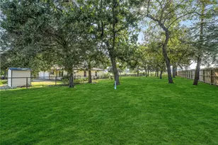 24805 Shannon St, Hempstead, TX 77445 - Photo 5