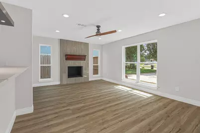 5026 Court Road, Houston, TX 77053 - Photo 5