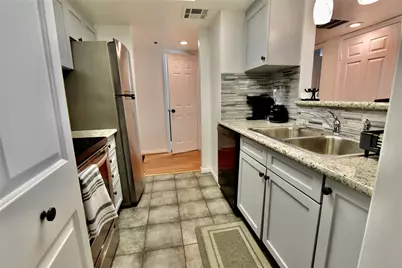3525 Sage Road #701, Houston, TX 77056 - Photo 11
