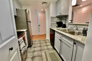 3525 Sage Rd, Houston, TX 77056 - Photo 11