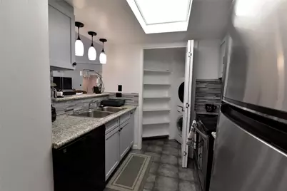 3525 Sage Road #701, Houston, TX 77056 - Photo 9