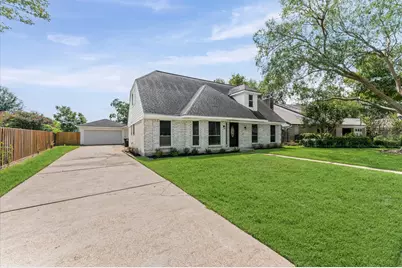 15439 Woodhorn Drive, Houston, TX 77062 - Photo 3