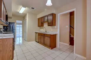 6330 Creekbend Dr, Houston, TX 77096 - Photo 9