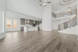 15673 Broadway Bnd Dr, Conroe, TX 77302 - Photo 3