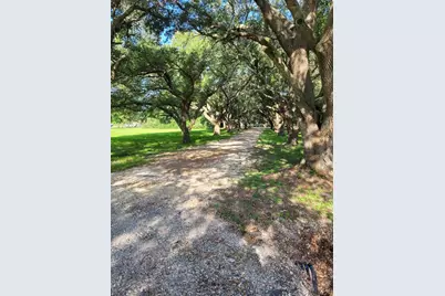 5606 Highland Road, Santa Fe, TX 77517 - Photo 45