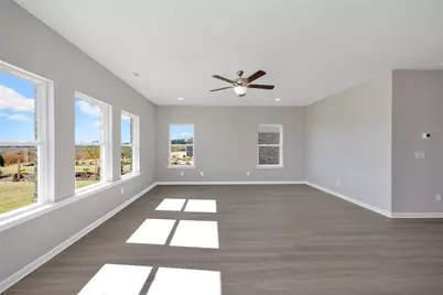 13302 Hayden Peak Drive, Iowa Colony, TX 77583 - Photo 9