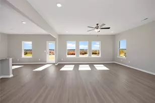 13302 Hayden Peak Dr, Iowa Colony, TX 77583 - Photo 5