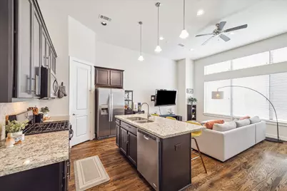 52 N Hutcheson Street, Houston, TX 77003 - Photo 5