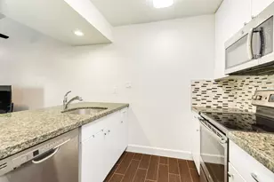 7098 N Holiday Dr, Galveston, TX 77550 - Photo 13