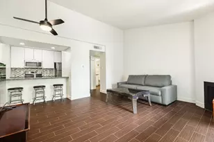 7098 N Holiday Dr, Galveston, TX 77550 - Photo 9
