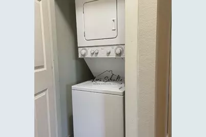 790 E Boundary, Giddings, TX 78942 - Photo 7