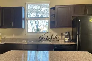 790 E Boundary, Giddings, TX 78942 - Photo 5