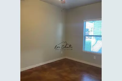 790 E Boundary, Giddings, TX 78942 - Photo 17
