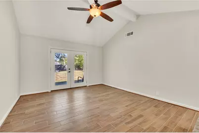 512 Castlelake Drive, Friendswood, TX 77546 - Photo 15