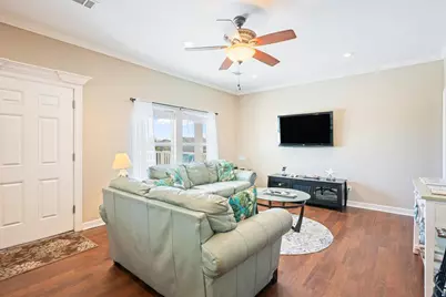 933 Westview, Crystal Beach, TX 77650 - Photo 11