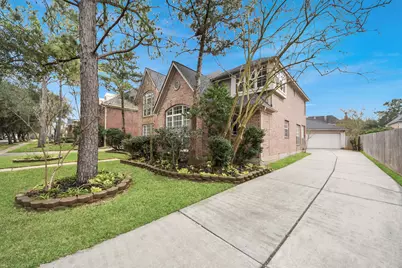4418 Bermuda Drive, Sugar Land, TX 77479 - Photo 3