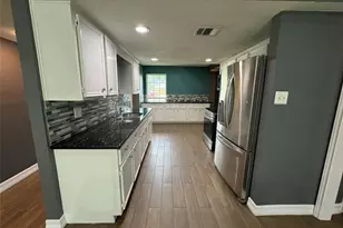12707 Nyack Dr, Houston, TX 77089 - Photo 7