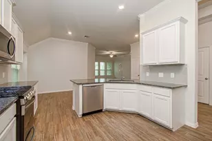 2619 Ocean Pass Ln, Richmond, TX 77469 - Photo 11