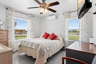 11723 County Rd 458, Angleton, TX 77515 - Photo 15