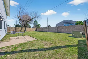 10726 Village Trail Dr, Houston, TX 77065 - Photo 35
