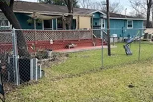 3421 Colorado Ave, Dickinson, TX 77539 - Photo 35