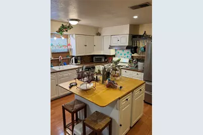 3421 Colorado Avenue, Dickinson, TX 77539 - Photo 9