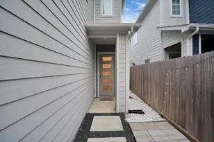 1235 W Tidwell Rd, Houston, TX 77091 - Photo 3