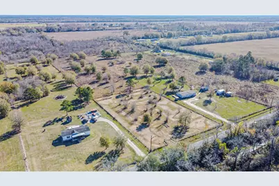 1889 County Road 2068, Hull, TX 77564 - Photo 7