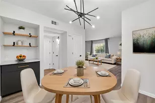 1811 Stoney Brook Dr, Houston, TX 77063 - Photo 3