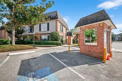 1811 Stoney Brook Drive #91, Houston, TX 77063 - Photo 37