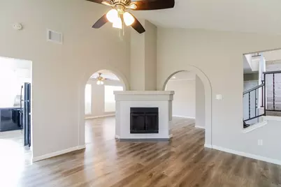 1806 Courtside Place Drive, Missouri City, TX 77489 - Photo 5
