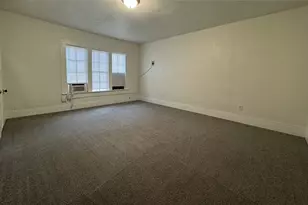 110 Barnard St, Livingston, TX 77351 - Photo 5
