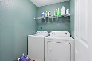 7015 Falling Cherry Pl, Houston, TX 77049 - Photo 21
