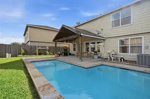 7015 Falling Cherry Pl, Houston, TX 77049 - Photo 31