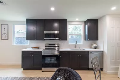 5326 De Lange Lane, Houston, TX 77092 - Photo 3