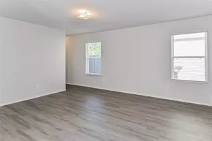 21911 King Hts Ln, Houston, TX 77073 - Photo 7