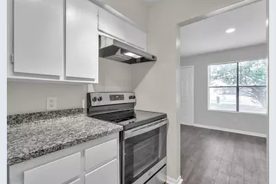 900 Holly Drive #16, Conroe, TX 77301 - Photo 3