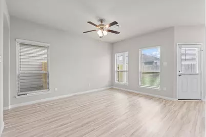 13310 Colina Meadows Lane, Houston, TX 77048 - Photo 7