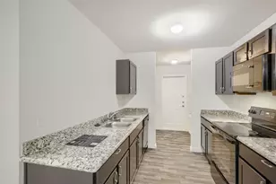 1221 N Whitten Ave, Tyler, TX 75702 - Photo 7