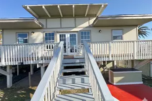 16622 Nassau Way, Jamaica Beach, TX 77554 - Photo 15