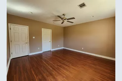 115 Oak Colony Drive, Angleton, TX 77515 - Photo 23