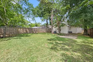 409 McPhail St, Tomball, TX 77375 - Photo 17