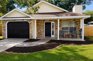409 McPhail St, Tomball, TX 77375 - Photo 1