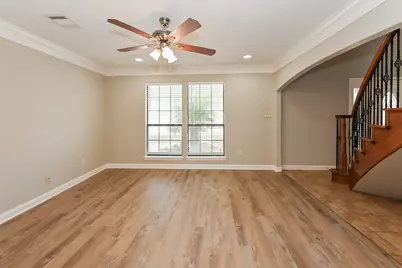 11943 Kleinfields Drive, Houston, TX 77066 - Photo 7