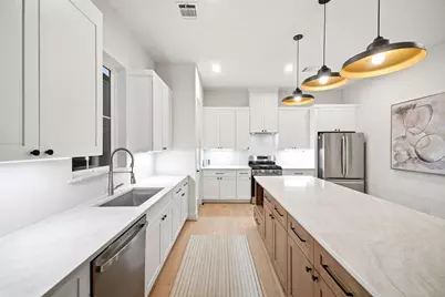 2212 Lou Ellen Lane #D, Houston, TX 77018 - Photo 23