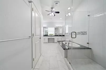 1910 Fletcher Street, Houston, TX 77009 - Photo 27