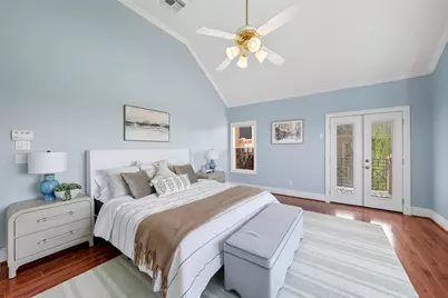 5934 Stratford Gardens Drive, Sugar Land, TX 77479 - Photo 11