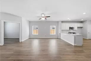8931 Gull Cyn Dr, Baytown, TX 77521 - Photo 9