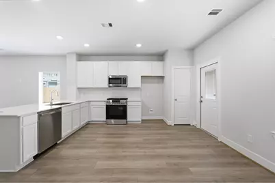 8931 Gull Canyon Drive, Baytown, TX 77521 - Photo 17
