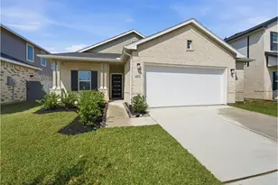 8931 Gull Cyn Dr, Baytown, TX 77521 - Photo 3